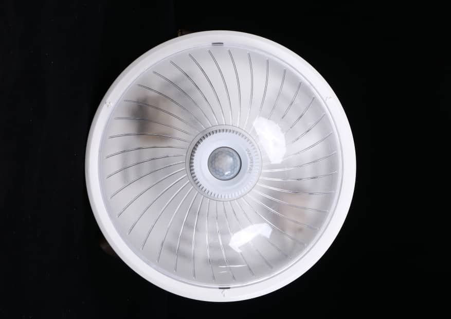 چراغ سنسوردار سقفی پلاستیکی