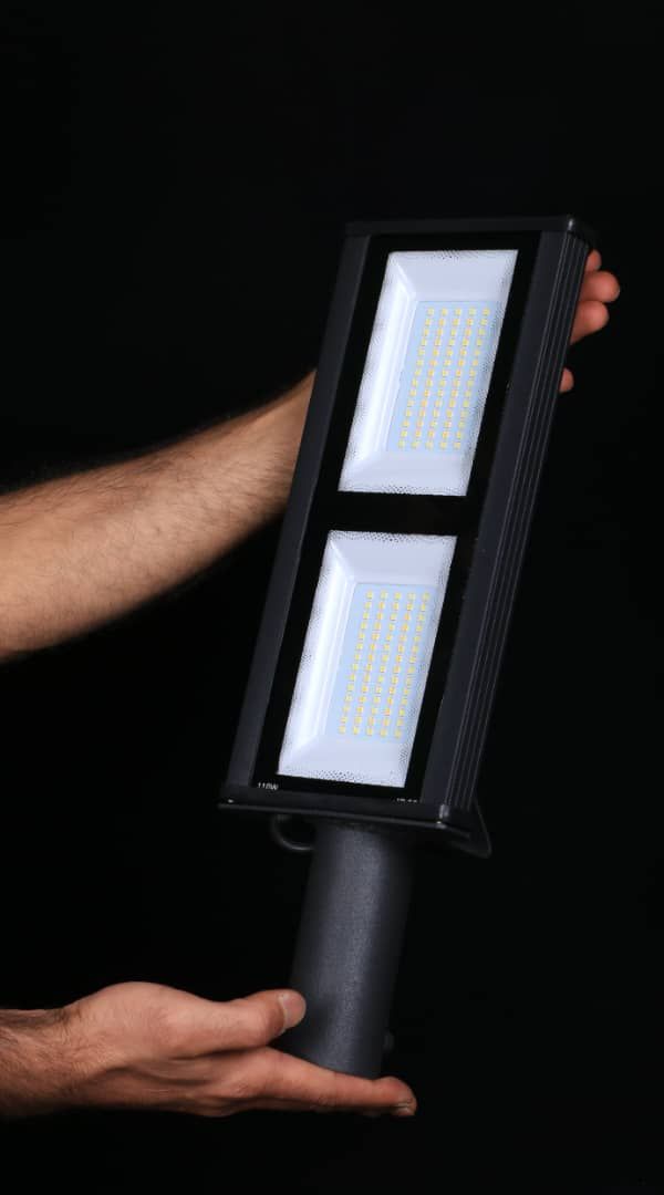 چراغ خیابانی ۱۱۰ وات پاپیتال